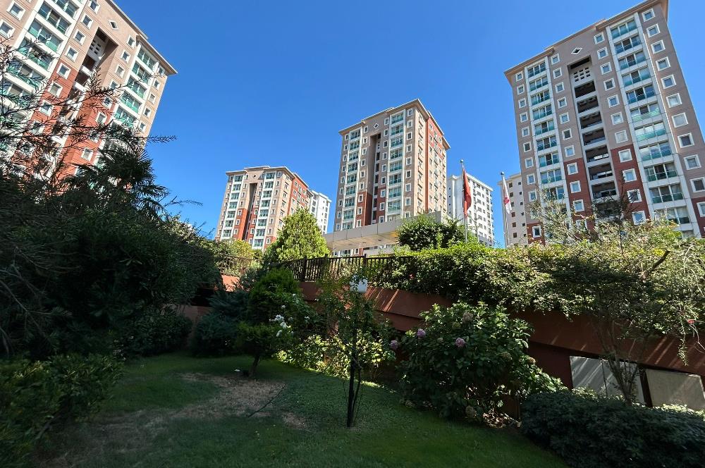 BOSTANCI CİTY KONUTLARI ŞEREFİYESİ EN YÜKSEK BLOKDA KİRALIK 4+1