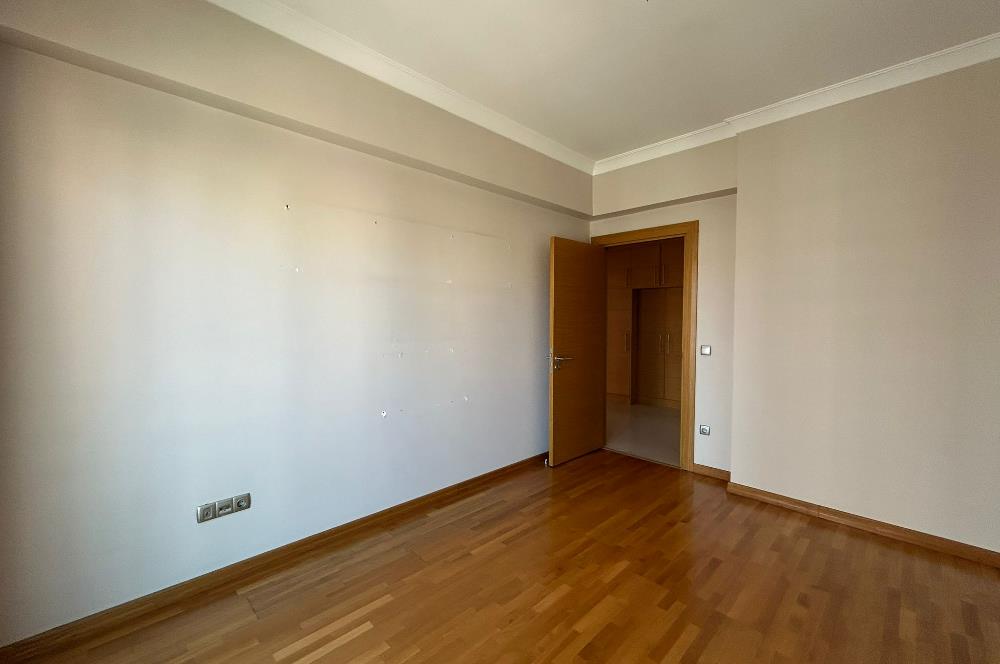 BOSTANCI CİTY KONUTLARI ŞEREFİYESİ EN YÜKSEK BLOKDA KİRALIK 4+1
