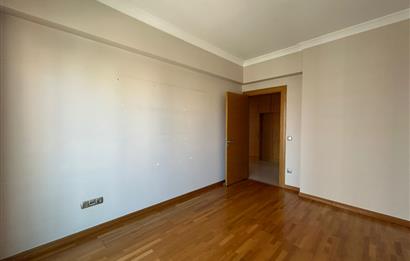 BOSTANCI CİTY KONUTLARI ŞEREFİYESİ EN YÜKSEK BLOKDA KİRALIK 4+1