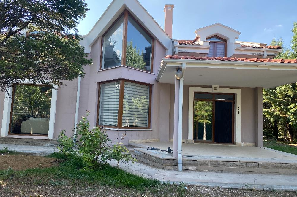 1263511884 BALLIKPINARI ELİT SİTESİNDE 4+1 MOBİLYALI KİRALIK VİLLA 