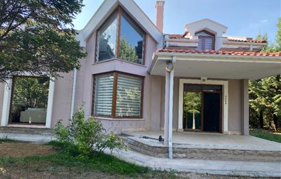 1263511884 BALLIKPINARI ELİT SİTESİNDE 4+1 MOBİLYALI KİRALIK VİLLA 