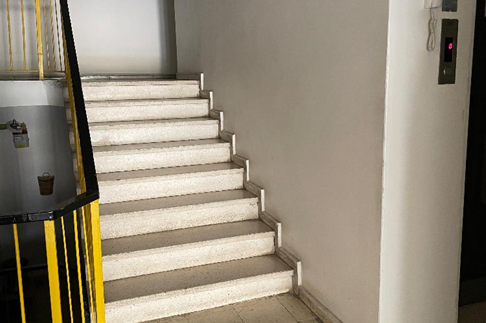 DİKMEN ÖZ ÜMİT SİTESİNDE SATILIK MANZARALI 3+1