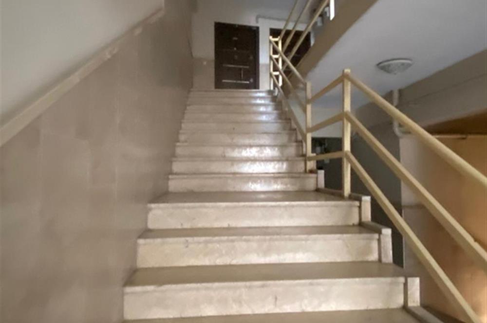 Gölbaşı’nda Ana Yola Cephe, Tabela Değeri Yüksek 1+1 Kiralık Ofis!
