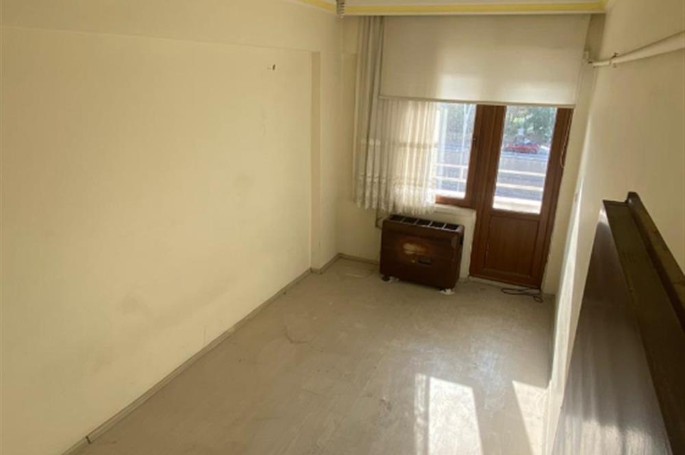 Gölbaşı’nda Ana Yola Cephe, Tabela Değeri Yüksek 1+1 Kiralık Ofis!