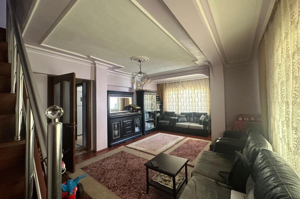 Kayışdağı Uslu Caddesi'nde 4+2 240M² Dublex Daire