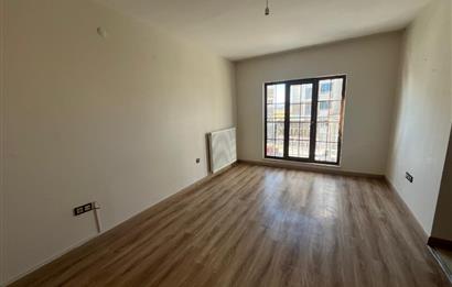 CENTURY 21 VİZYON'DAN YAŞAMKENT TOKİ DE KİRALIK 2+1 DAİRE