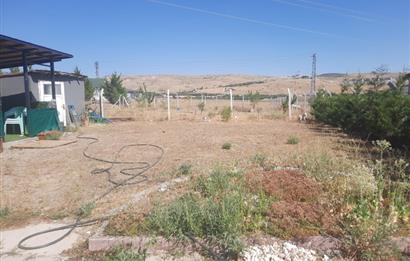 GÖLBAŞI YURTBEYİNDE EŞYALI 2+1 ÇELİK YAPI HOBİ BAHÇESİ – 300 M² ARSA ÜZERİNDE!