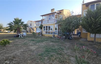 Şarköy'de, Denize Sıfır Sitede, Havuzlu, Satılık, 2+1 Yazlık