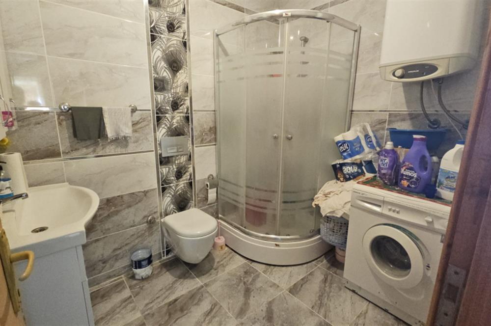 Şarköy'de, Denize Sıfır Sitede, Havuzlu, Satılık, 2+1 Yazlık