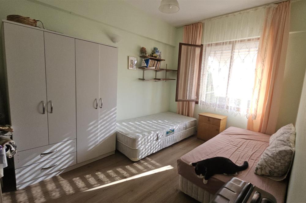 Şarköy'de, Denize Sıfır Sitede, Havuzlu, Satılık, 2+1 Yazlık