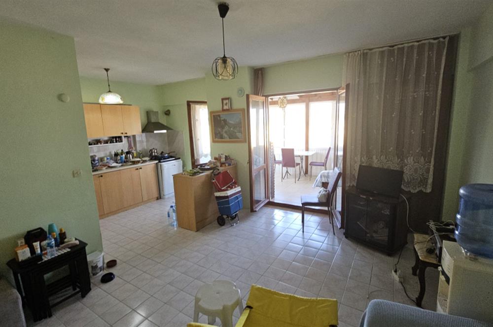 Şarköy'de, Denize Sıfır Sitede, Havuzlu, Satılık, 2+1 Yazlık