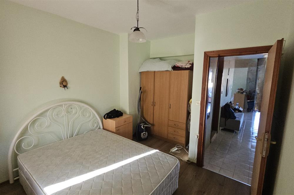 Şarköy'de, Denize Sıfır Sitede, Havuzlu, Satılık, 2+1 Yazlık