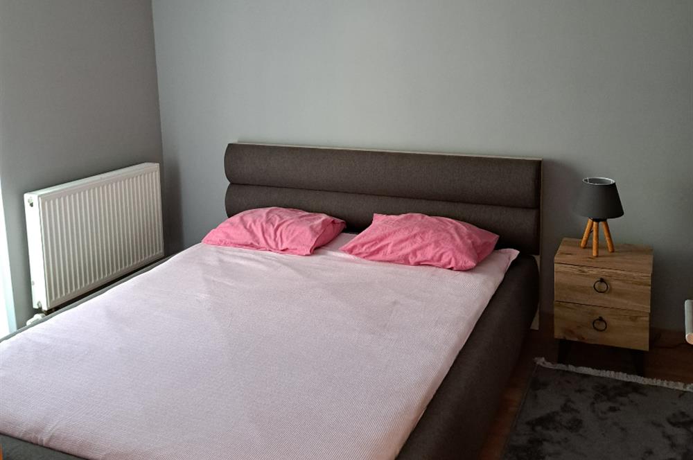 VİAPORT HOUSES & SUİTESTE HAVUZ MANZARALI EŞYALI 1+1