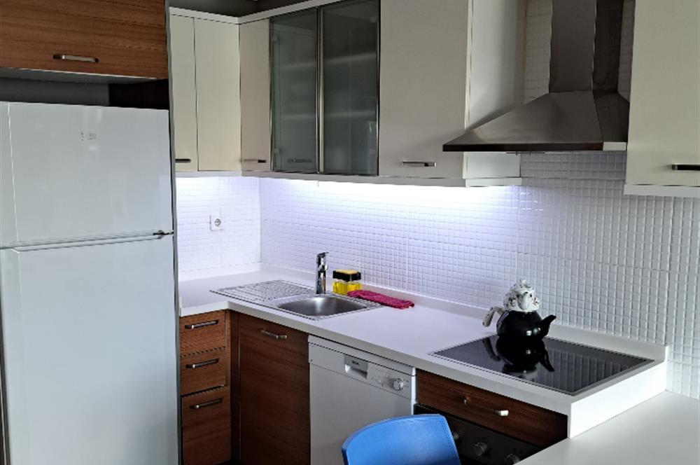 VİAPORT HOUSES & SUİTESTE HAVUZ MANZARALI EŞYALI 1+1