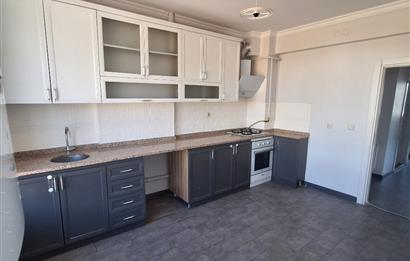 CENTURY 21 VİZYON'DAN BATIKENT'TE BOYALI KİRALIK 3+1 DAİRE