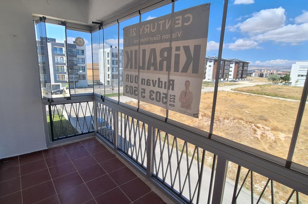 CENTURY 21 VİZYON'DAN BATIKENT'TE BOYALI KİRALIK 3+1 DAİRE