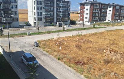 CENTURY 21 VİZYON'DAN BATIKENT'TE BOYALI KİRALIK 3+1 DAİRE