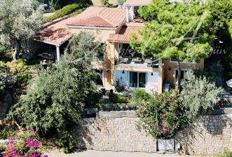 Konacık’ta Satılık Deniz Manzaralı Müstakil Villa