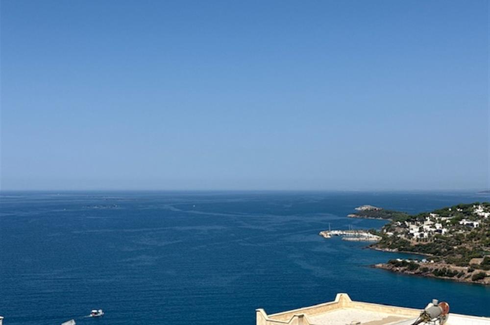 BODRUM ADABÜKÜ DENİZ MANZARALI SATILIK HAVUZLU VİLLA