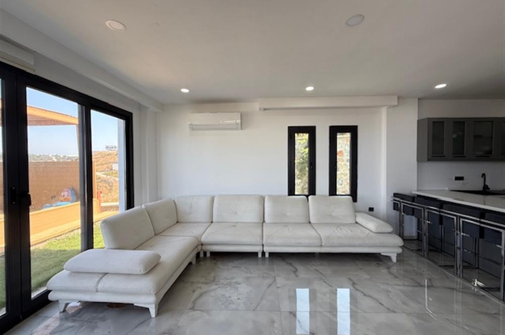 BODRUM ADABÜKÜ DENİZ MANZARALI SATILIK HAVUZLU VİLLA