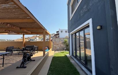 BODRUM ADABÜKÜ DENİZ MANZARALI SATILIK HAVUZLU VİLLA
