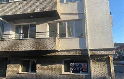 C21 İZ MEHMET ÇAKAR'DAN TEKELER'DE SATILIK DAİRE...