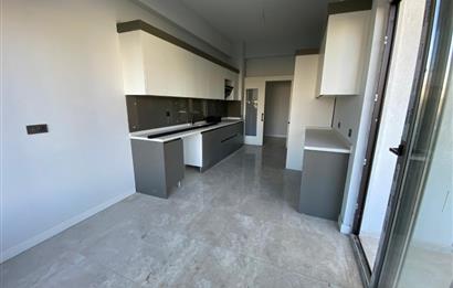 C21 VİZYONDAN SUSUZ AKINCILAR CADDESİNDE SIFIR 5+1 LÜKS DAİRE