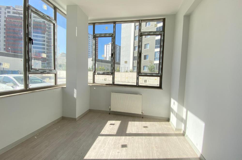 C21 VİZYONDAN SUSUZ AKINCILAR CADDESİNDE SIFIR 5+1 LÜKS DAİRE