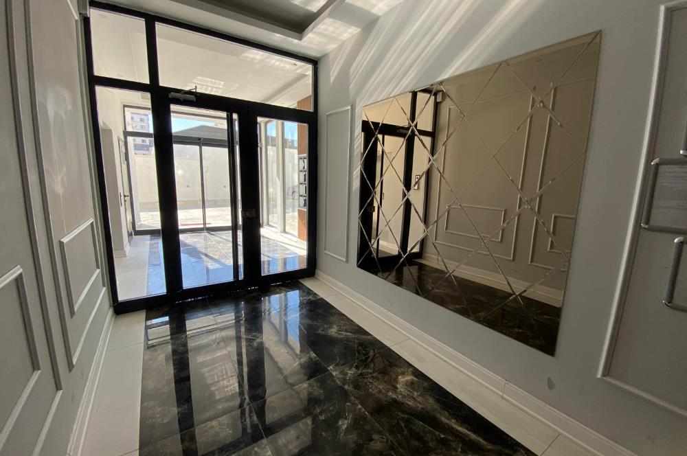 C21 VİZYONDAN SUSUZ AKINCILAR CADDESİNDE SIFIR 5+1 LÜKS DAİRE