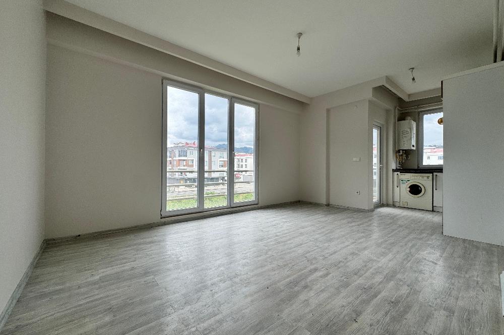 Century 21'den Cumhuriyet Mahallesinde 1+1 Kiralık Daire
