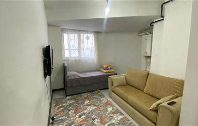 CENTURY 21 LOFT GAYRİMENKUL PORTFÖYLERİNDEN OLAN 1+0 EŞYALI APARTIMIZ KİRALIKTIR. 