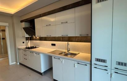 CENTURY21 PLUS ÖNDÜÇ BAHÇELİEVLER SİTESİNDE 3+1 KİRALIK BAKIMLI