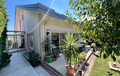 Zekeriyaköy Çarşıya Yakın Satılık 6+2 Müstakil Villa