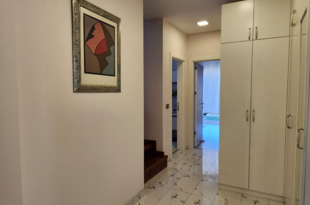 Zekeriyaköy Çarşıya Yakın Satılık 6+2 Müstakil Villa