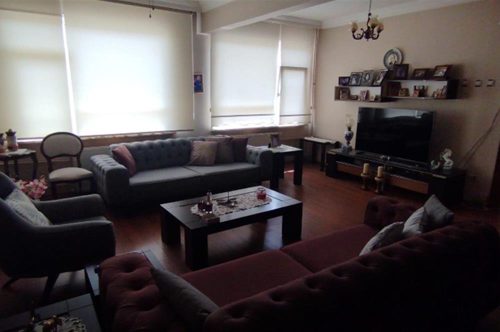 MALTEPE ATATÜRK CADDESİ SATILIK GENİŞ 3+1 DAİRE
