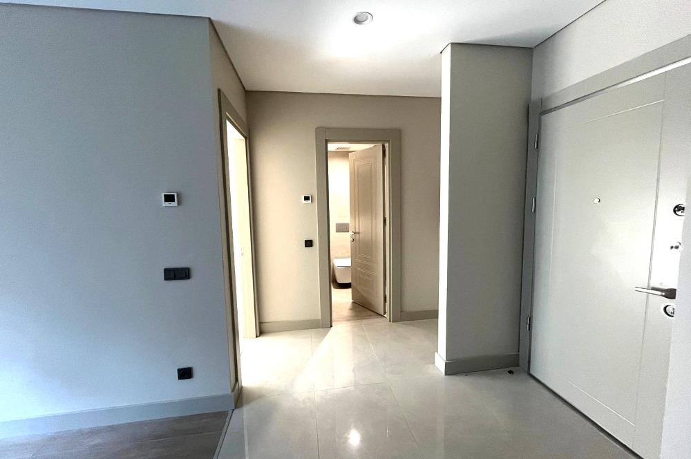 C21 Bal 'dan Emlak Konutta Bahçe Katı 1+1 Daire