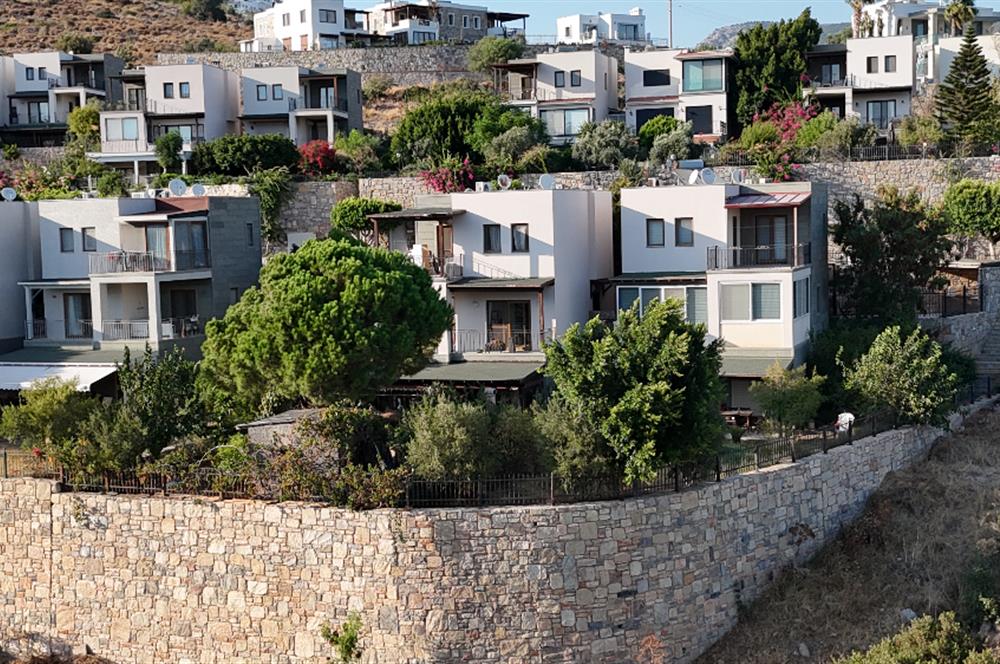 Bodrum-Bitez satılık bahçe katı daire