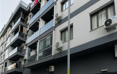 KARŞIYAKA ORDU CADDESİNİN KALBİNDE 2+1 DAİRE