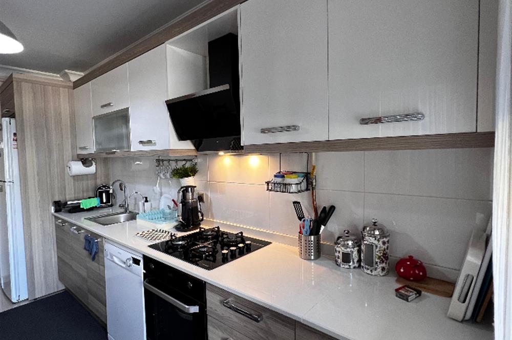 KARŞIYAKA DEDEBAŞI MH CADDE ÜZERİ FIRSAT 3+1 LÜKS DAİRE