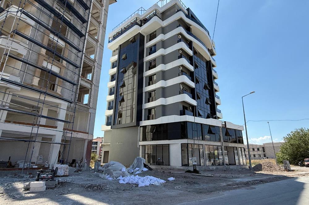 İzmir Yolu Üzeri Prestijli Lokasyonda Satılık 1+1 Ofis