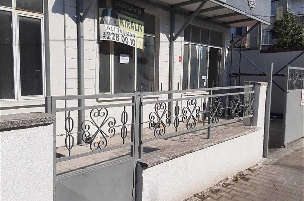 BAĞLAR SOKAK KÖŞE BAŞI KİRALIK GENİŞ DÜKKAN