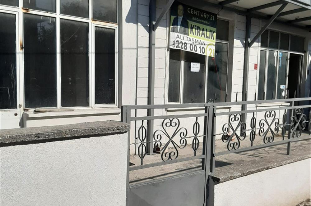BAĞLAR SOKAK KÖŞE BAŞI KİRALIK GENİŞ DÜKKAN