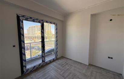 İzmir Yolu Üzeri Prestijli Lokasyonda Satılık 1+1 Ofis