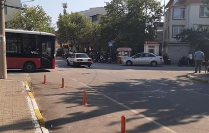 BAĞLAR SOKAK KÖŞE BAŞI KİRALIK GENİŞ DÜKKAN