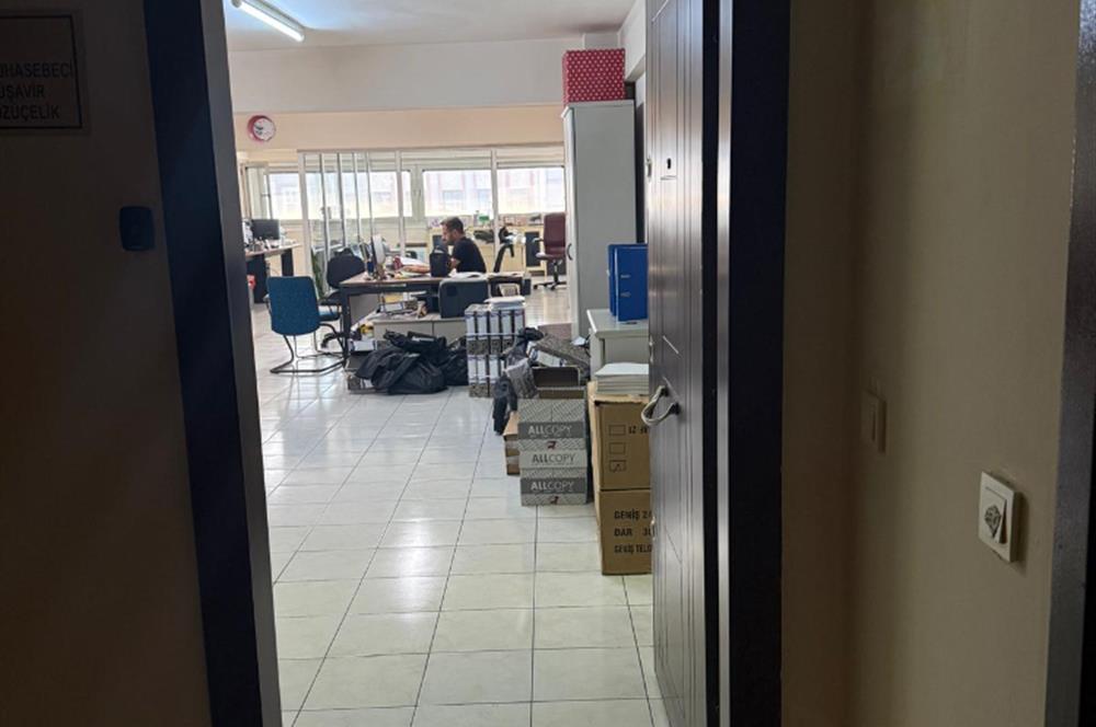 KONAK İSMET KAPTAM MH BAKIMLI 124m² AÇIK OFİS