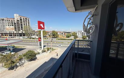 İzmir Yolu Üzeri Prestijli Lokasyonda Satılık 1+1 Ofis