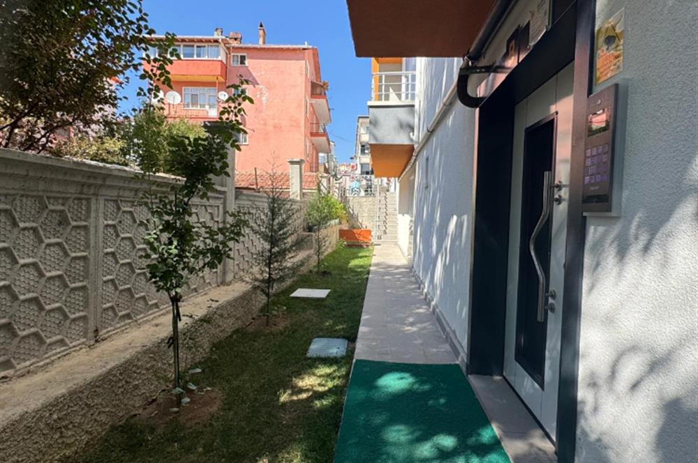 BAHÇELİEVLER'DE EŞYALI KİRALIK ASANSÖRLÜ 1+1