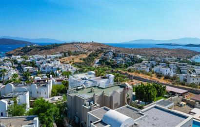 Bodrum Eskiçeşme'de Panoramik Deniz Manzaralı Tam Müstakil Villa