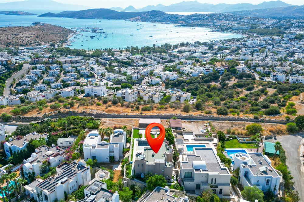 Bodrum Eskiçeşme'de Panoramik Deniz Manzaralı Tam Müstakil Villa