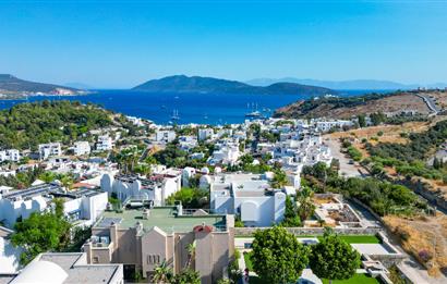 Bodrum Eskiçeşme'de Panoramik Deniz Manzaralı Tam Müstakil Villa